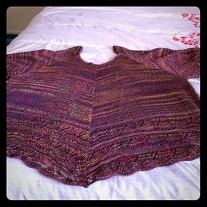 Cute Sweater or Over-shirt! Size 3X. Purple Mix!
